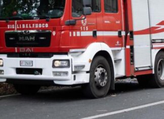 Roma, incendio a Fidene-Nuovo Salario: circolazione treni interrotta su linea Fl1 Orte-Fiumicino aeroporto