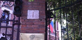 Russia, l’ambasciata: “Su Kaliningrad risponderemo con ogni mezzo. In Italia campagna stampa contro di noi”