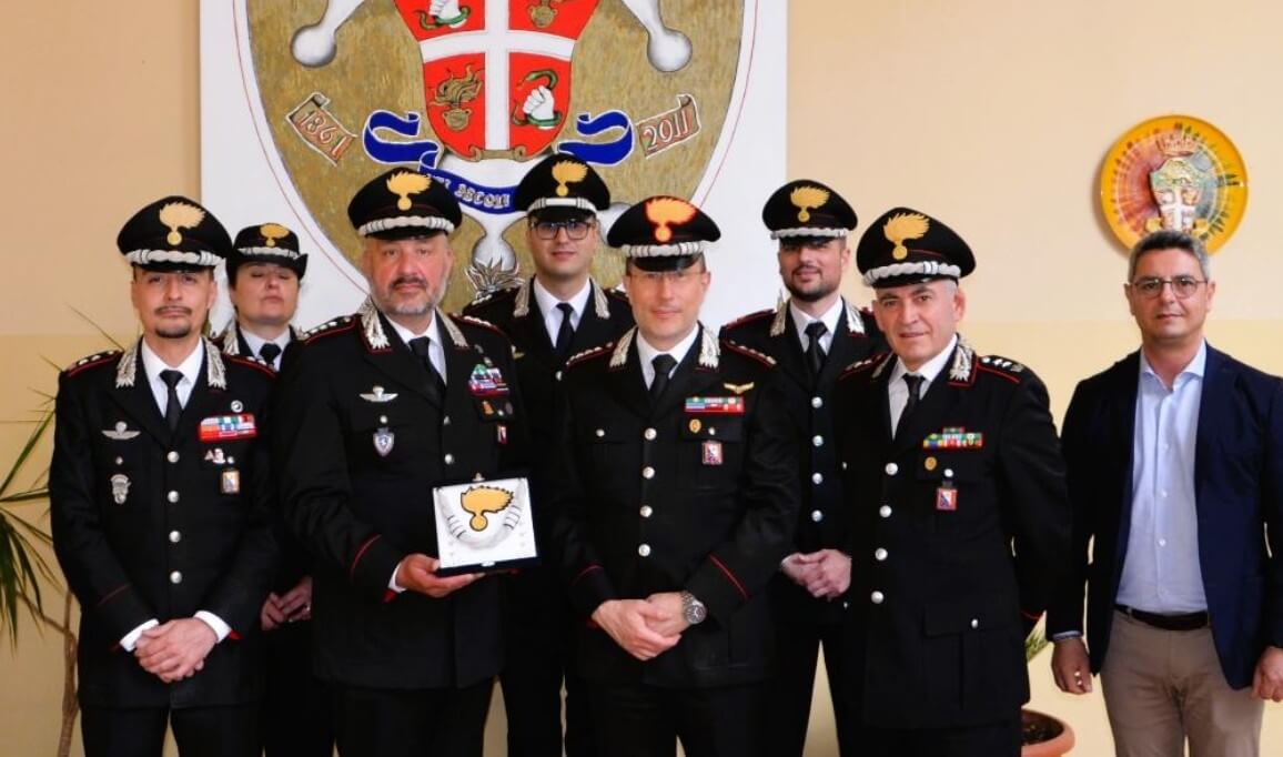 carabinieri filippo viola promosso al grado di colonnello da Corrieretoscano.it carabinieri filippo viola promosso al grado di colonnello