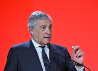 Tajani: “Il 4 luglio sarò a Villa Taverna, bisogna guardare avanti”. E smentisce Rutte: “Da Italia nessun attacco all’Iran”