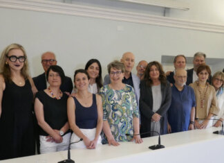 Circolo della stampa Piero Ceccatelli: inaugurata la sede intitolata al simbolo del giornalismo di Prato Circolo della stampa Piero Ceccatelli: inaugurata la sede intitolata al simbolo del giornalismo di Prato