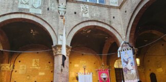 Si avvicina il Palio di Siena: presentato il drappellone di Ismaele Nones