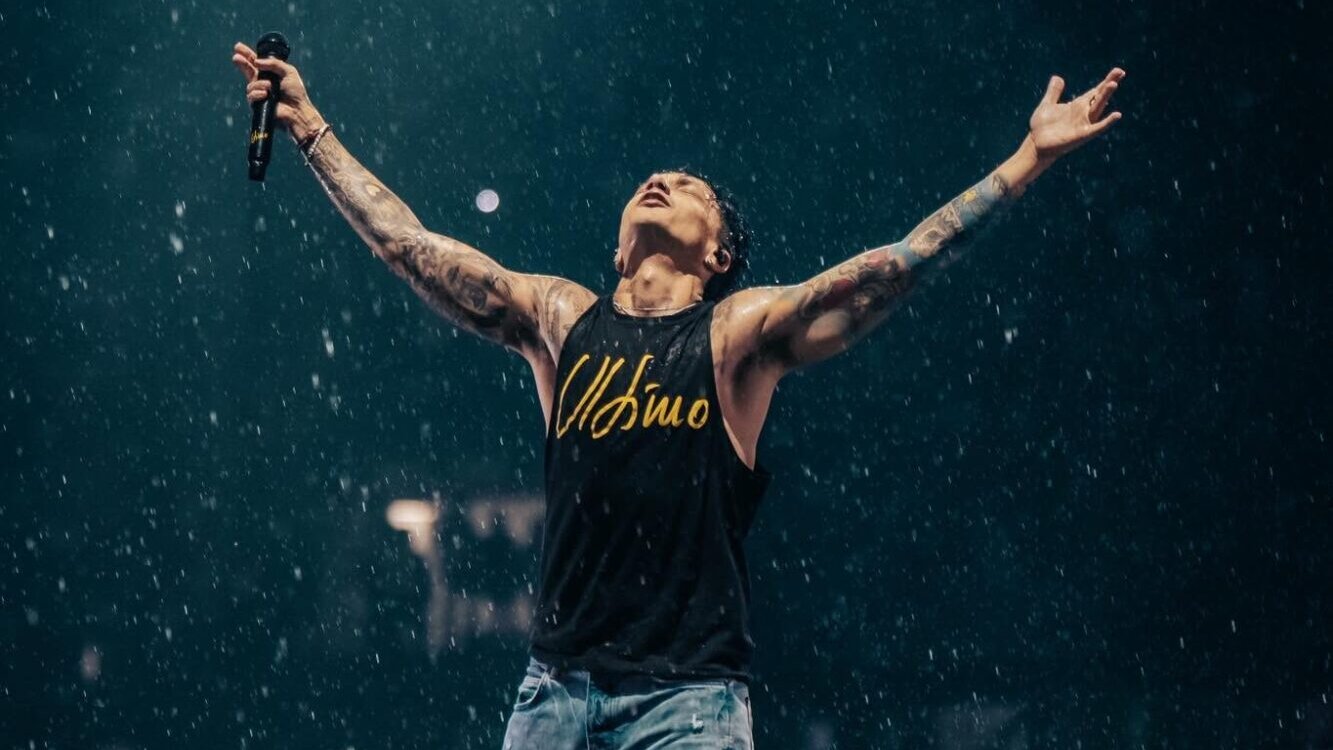 i fan di ultimo sfidano il caldo record gi224 accampati per il concerto dell8217estate da Corrieretoscano.it i fan di ultimo sfidano il caldo record gi224 accampati per il concerto dell8217estate