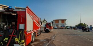 Principio d’incendio alla Baxter di Sesto Fiorentino: intervento lampo per evitare danni ingenti