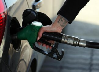 Ancora rialzi per i carburanti: il diesel self ‘balza’ oltre i 2 euro al litro