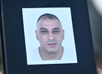 Bologna, uomo morto ammanettato: Procura iscrive agenti intervenuti in registro separato ’45bis’