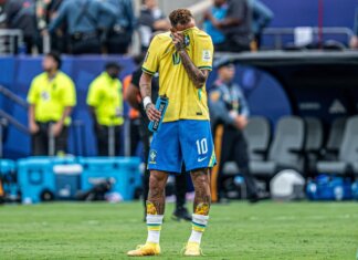 Brasile eliminato, Neymar in lacrime dice addio alla selecao: “Finisce qui”