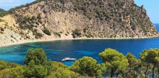Cameriere italiano morto a Ibiza, consolato a Barcellona segue il caso