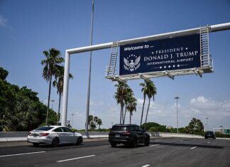 Da ponti e autostrade all’aeroporto di Palm Beach, Trump conquista la toponomastica Usa