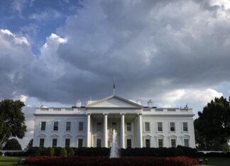 Dazi, Washington preme su Bruxelles: “Ridurre regole che ostacolano prodotti americani”