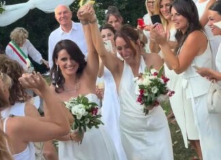 Francesca Vecchioni sposa la compagna Sara: la ‘benedizione’ ironica del padre Roberto