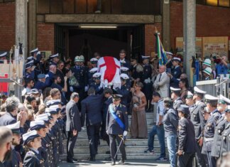 Francesco Imprezzabile, l’ultimo saluto tra ‘Ciao Francy’ e Hallelujah
