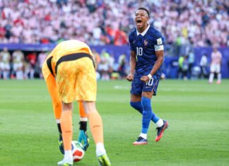 Francia-Paraguay 1-0, la sintesi di Mbappé: “Abbiamo messo le mani nella m…”