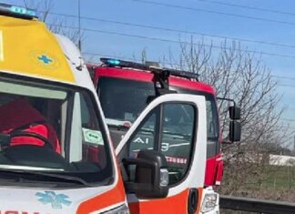 Frontale tra auto a Cesenatico, un morto e due feriti sulla statale Adriatica