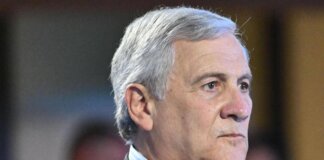 Houthi, Tajani: “Situazione complicata, i nostri militari in sicurezza”