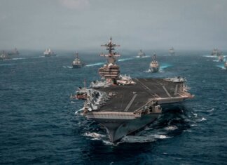 Iran, Trump riattiva il blocco navale: nuovi attacchi Usa nello Stretto di Hormuz