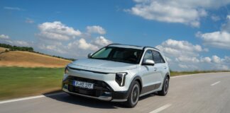 Kia rinnova Niro, il CUV ibrido punta su efficienza, tecnologia e sicurezza