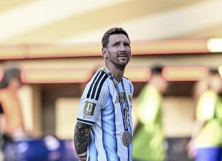 “L’Argentina ha vinto i Mondiali”, lo scherzo del pilota ai passeggeri in volo