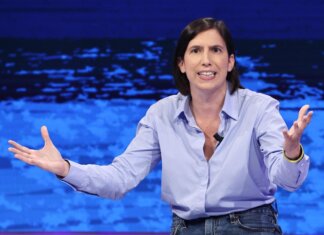 Legge elettorale, Schlein: “Governo sfiduciato dai suoi deputati, Meloni tragga conseguenze”