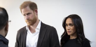 Meghan Markle raggiunge Harry in Gb, ma non apparirà in pubblico: la decisione