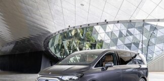 Mercedes-Benz VLE: nuovo allestimento AMG Line