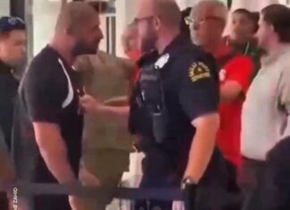 Mondiali, Egitto arriva a Dallas: ‘rissa’ con polizia all’aeroporto