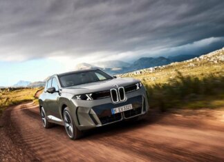 Nuova BMW X5: cinque motorizzazioni per la quinta generazione