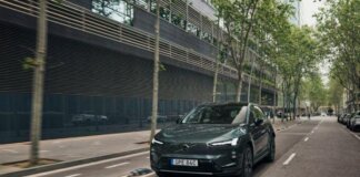 Nuova Volvo EX60: al via le prime consegne del SUV elettrico da 810 km