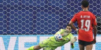 Oufa Shobeir, chi è il portiere-eroe che ha parato un rigore a Messi