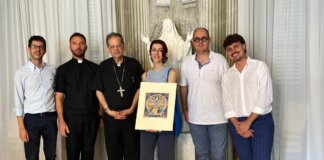 Restituito all’arcidiocesi di Siena un altro frammento di una pagina miniata medievale recuperata dai carabinieri