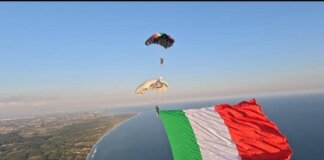 Paracadutismo, Carabinieri conquistano titolo italiano per precisione in atterraggio a squadre, all’Esercito tre titoli individuali