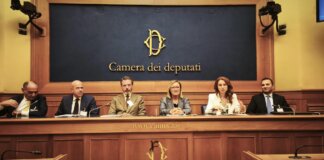 Piatti pronti, carni lavorate, bevande zuccherate e snack confezionati; alert gastroenterologi sui cibi-ultraprocessati e i loro rischi