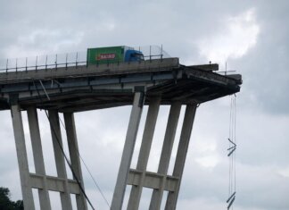 Ponte Morandi, domani la prima sentenza. L’ad Autostrade: “Chiediamo scusa, è esigenza morale”
