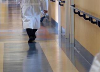 Reintegro sanitari radiati, Ordini infermieri: “Danneggia cittadini e diritto alla salute”