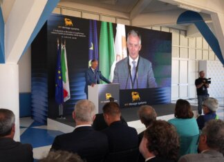 Ricci (Eni): “Polo di Brindisi operativo a tappe, prima sezione in esercizio a metà 2027”