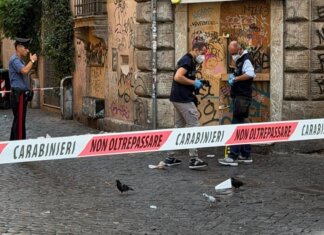 Roma, lite con spari in strada a Trastevere: ferito un 26enne