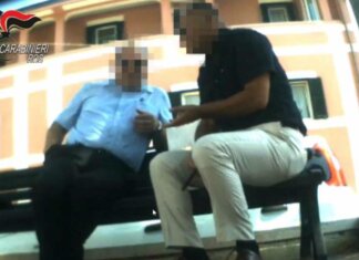 Spionaggio, ex 007 arrestati rispondono a gip. Difensore: “Nessun segreto rivelato”