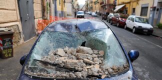 Terremoto 4.7 ai Campi Flegrei e sciame sismico, raffica di scosse
