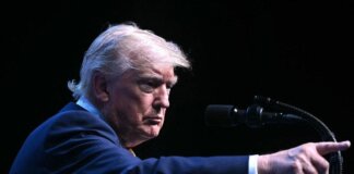 Trump: “Niente pedaggio 20%, Stretto di Hormuz aperto a tutti tranne navi Teheran”