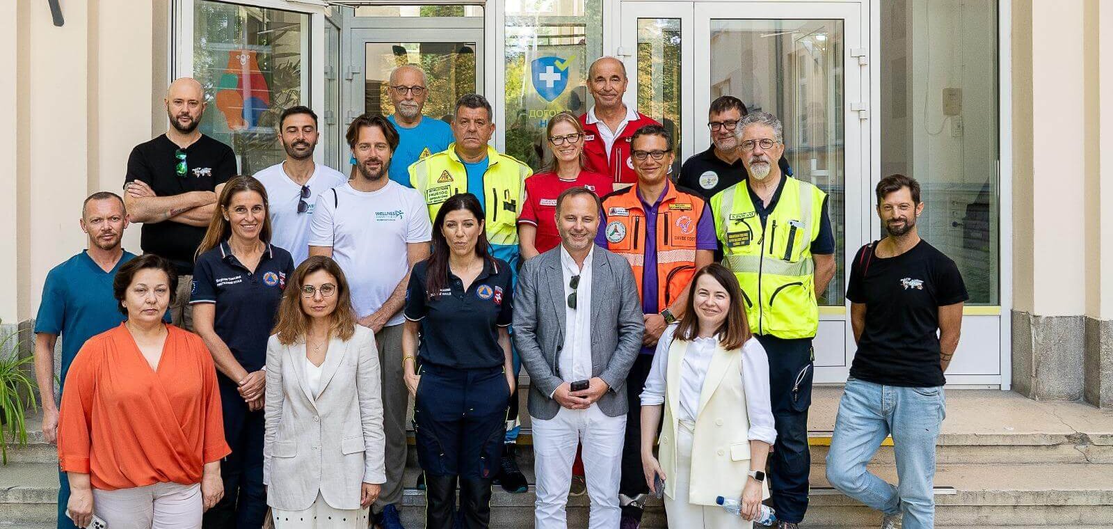missione in ucraina consegnati apparecchi medicali e generi alimentari e di prima necessit224 da Corrieretoscano.it missione in ucraina consegnati apparecchi medicali e generi alimentari e di prima necessit224