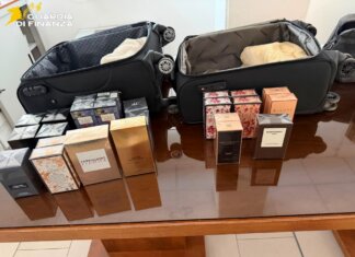 Comprano biglietti aerei low cost solo per rubare al duty free: arrestati