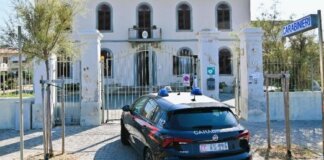 Lite in uno stabilimento a Marina di Pisa: 28enne arrestato per resistenza a pubblico ufficiale Carabinieri di pisa a Marina di Pisa
