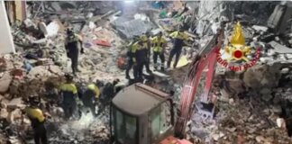 Crollo palazzina a Messina, proseguono ricerche dei tre dispersi. Malore per vigile del fuoco