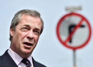 Farage contro tutti a Clacton: 34 candidati (con Count Binface) e una maxi scheda elettorale