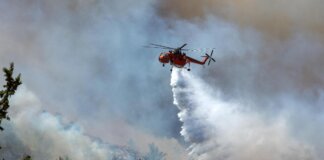 Grecia, due elicotteri si scontrano in volo: erano impegnati nella lotta agli incendi