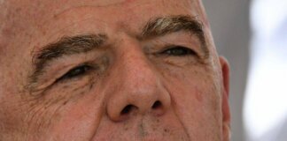 Infantino sotto accusa, Telegraph: “Fece pagare da Uefa ricca buonuscita a sua amante”