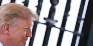 Iran, Trump sospende gli attacchi: “Ma si arrivi subito a un accordo”
