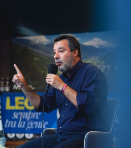 Il programma di Vannacci: "La legge 194 non prevede un diritto di aborto". Salvini: "Sono per la vita, ma non vorrei tornare indietro"