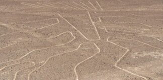 Perù, aereo con italiani a bordo sorvolava Linee di Nazca: cosa sono