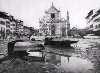 Il presidente della Repubblica, Sergio Mattarella, il 4 novembre alle celebrazioni per l’anniversario dell’alluvione